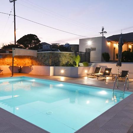 Flora'S Beach And Pool Villa In Syros Liaropá Kültér fotó