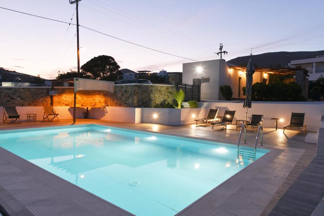 Flora'S Beach And Pool Villa In Syros Liaropá Kültér fotó