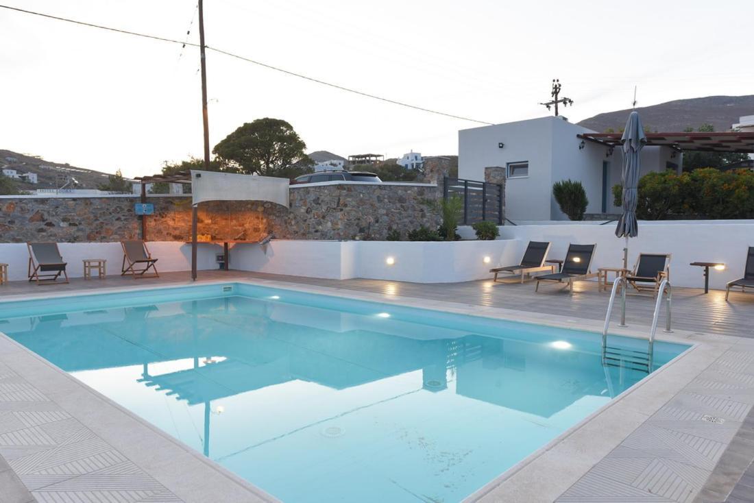 Flora'S Beach And Pool Villa In Syros Liaropá Kültér fotó
