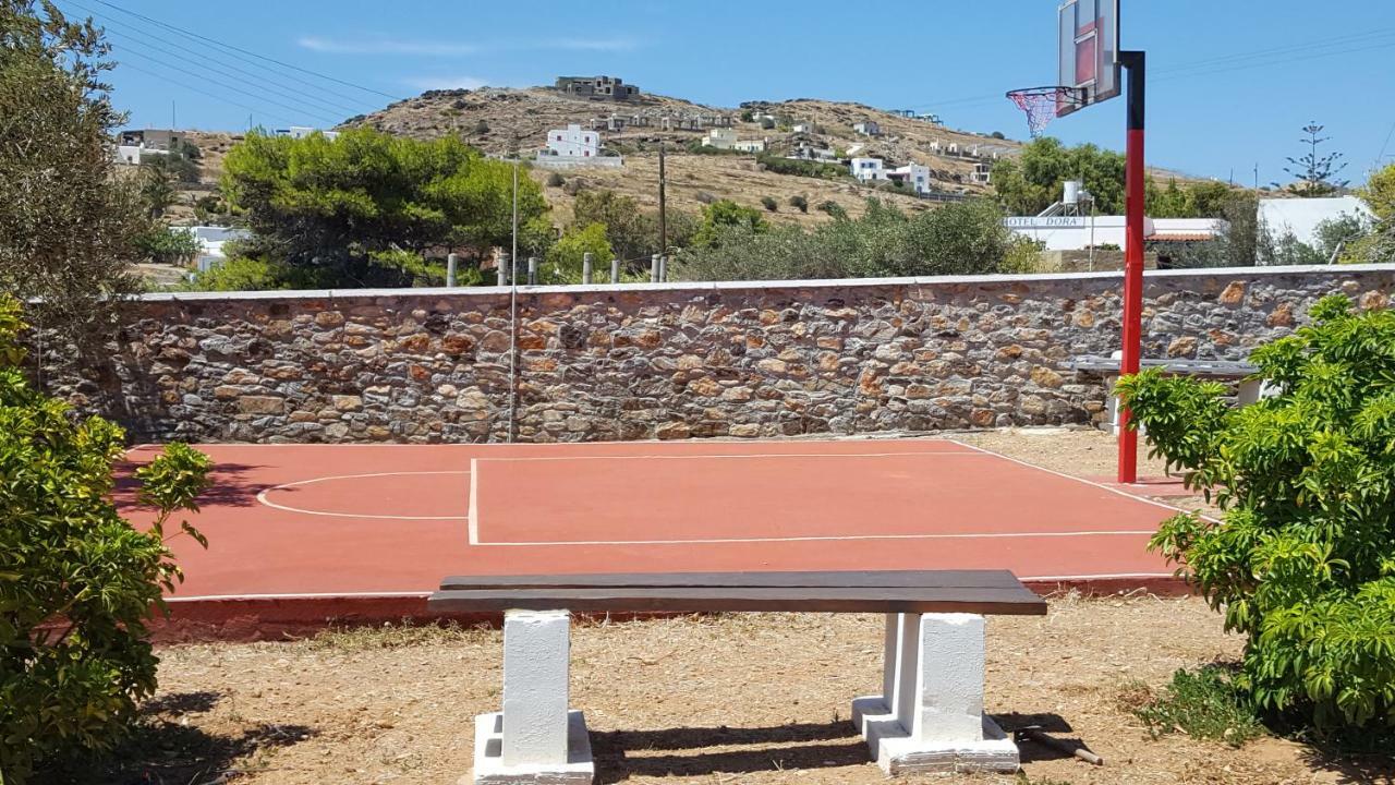 Flora'S Beach And Pool Villa In Syros Liaropá Kültér fotó